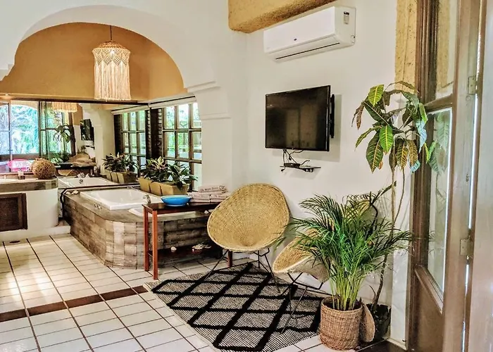 Steps To Ocean Huge Private Pool In Exclusive Fase 1 Playacar Villa Playa del Carmen
